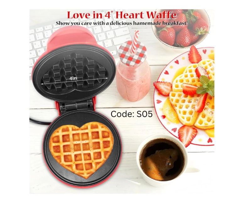 4 Inch Mini Waffle Maker - Gallery 1