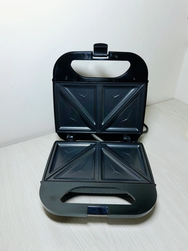 RedSwiss 2 Slice Sandwich Maker - Gallery 1